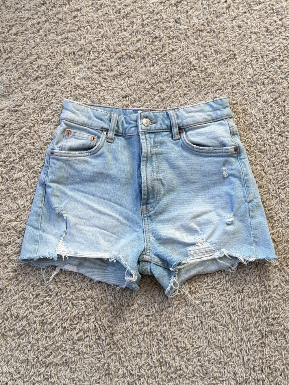 Zara Distressed Denim Shorts Light Wash Women's Size 2